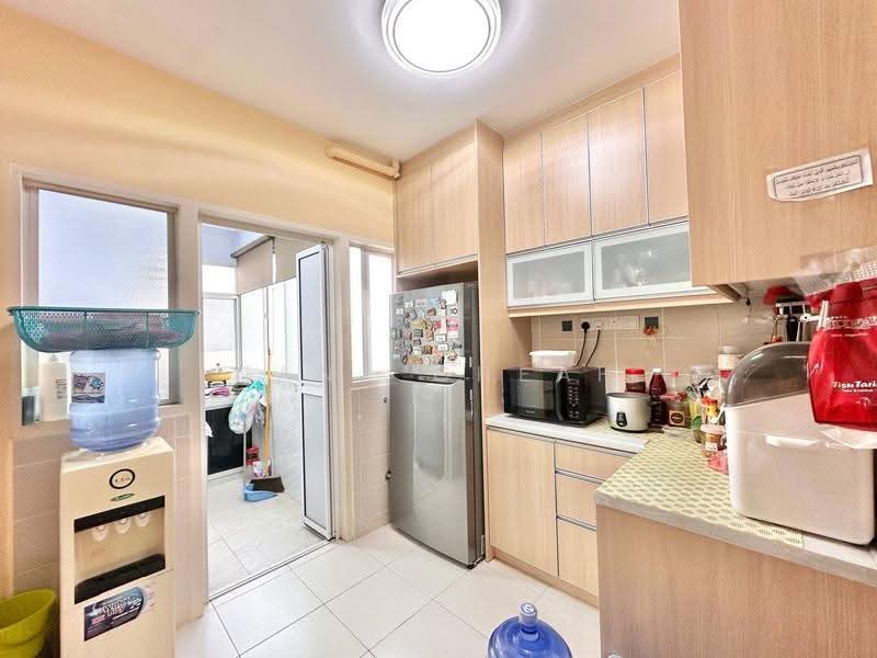Apartment for Sale at De Bayu Apartment - Nana Cheah - Kitchen - PropertyGuru.com.my
