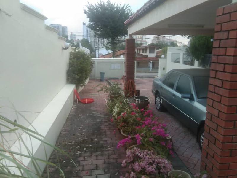 Bungalow House for Sale in Taman Yarl (Jalan Klang Lama (Old Klang Road)) - Billy Chan - Exterior - PropertyGuru.com.my