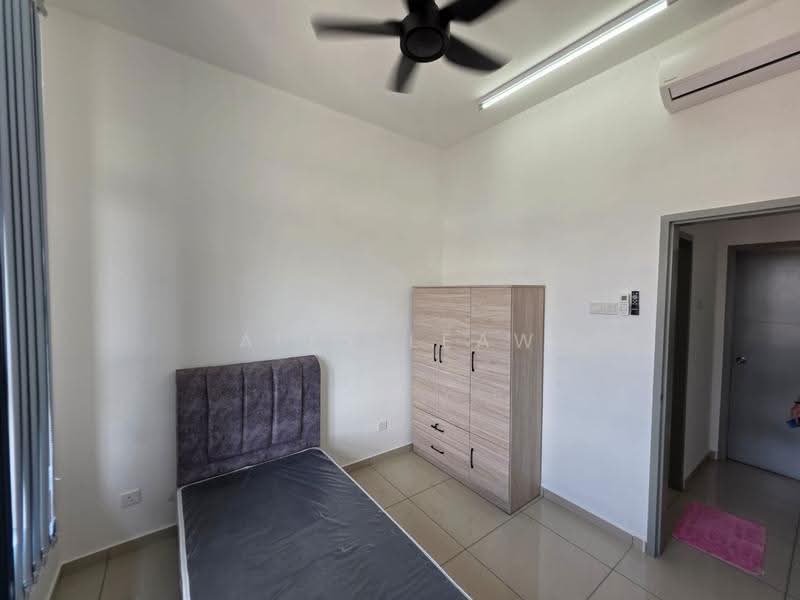 Service Residence for Rent at B11 Parkland Residence - Alex Leaw - Bedroom - PropertyGuru.com.my
