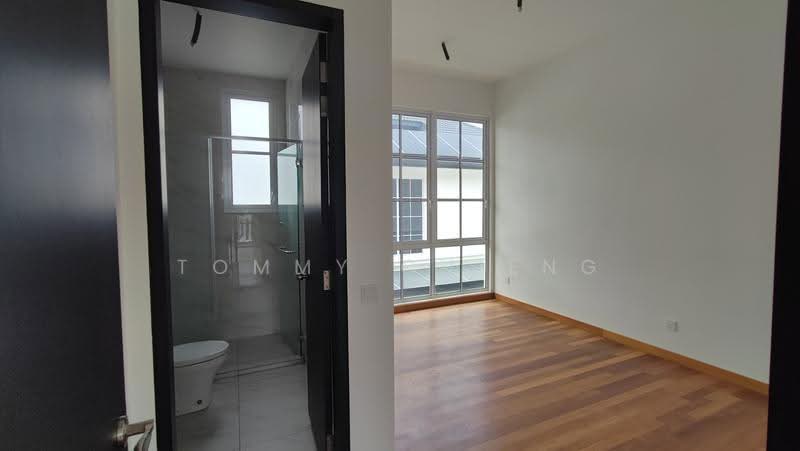 Bungalow House for Sale in Eco Majestic (Semenyih) - TOMMY CHIENG - Bathroom - PropertyGuru.com.my