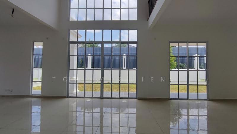 Bungalow House for Sale in Eco Majestic (Semenyih) - TOMMY CHIENG - Living Room - PropertyGuru.com.my