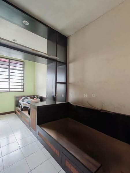 2-storey Terraced House for Sale in Bandar Putra Kulai (Kulai) - Jayden Ng - Living Room - PropertyGuru.com.my