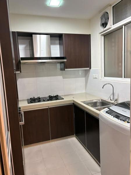 Condominium for Rent at The Zest @ Kinrara 9 - KC Hong - Kitchen - PropertyGuru.com.my