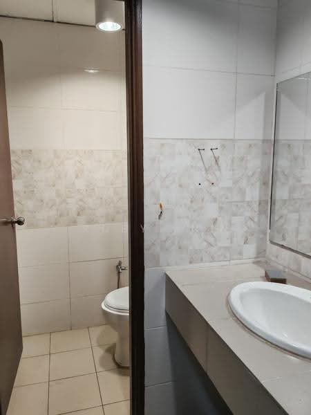 Office for Rent in Petaling Jaya (Selangor) - Ruby Eng - Bathroom - PropertyGuru.com.my