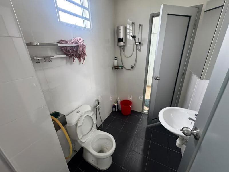 Rumah Teres 2-Tingkat untuk Dijual di Taman Seri Permai (Bukit Mertajam) - Jane Ng - Bathroom - PropertyGuru.com.my