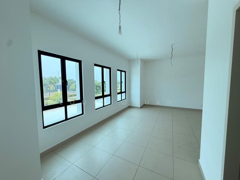 Terraced House for Sale in Bandar Cassia (Batu Kawan) - Louis Chuah - Living Room - PropertyGuru.com.my