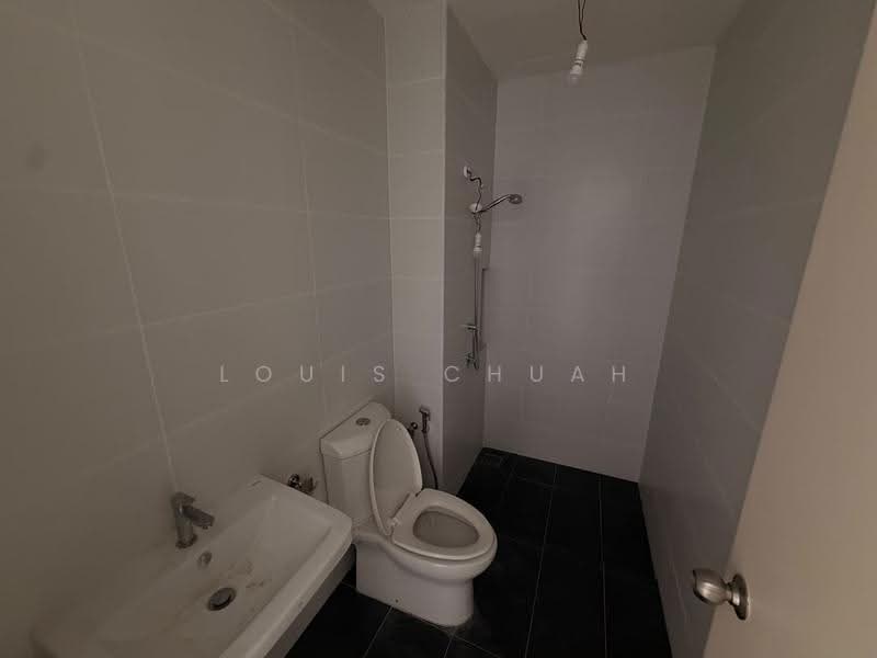 Terraced House for Sale in Bandar Cassia (Batu Kawan) - Louis Chuah - Bathroom - PropertyGuru.com.my