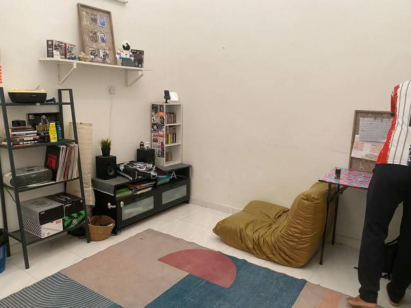 2-storey Terraced House for Sale in Taman Pulai Utama (Skudai) - Ida Aziz - Living Room - PropertyGuru.com.my