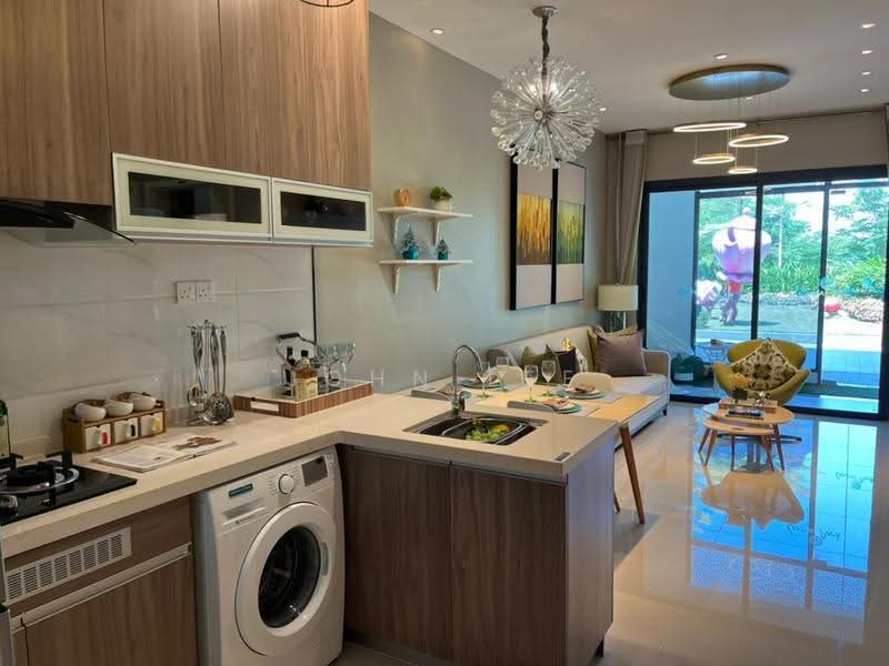 Tanah Komersial untuk Dijual di Johor Bahru (Johor) - John Lee - Living Room - PropertyGuru.com.my