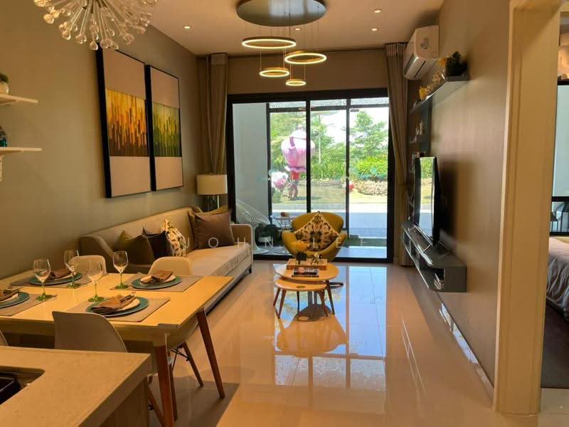 Tanah Komersial untuk Dijual di Johor Bahru (Johor) - John Lee - Living Room - PropertyGuru.com.my