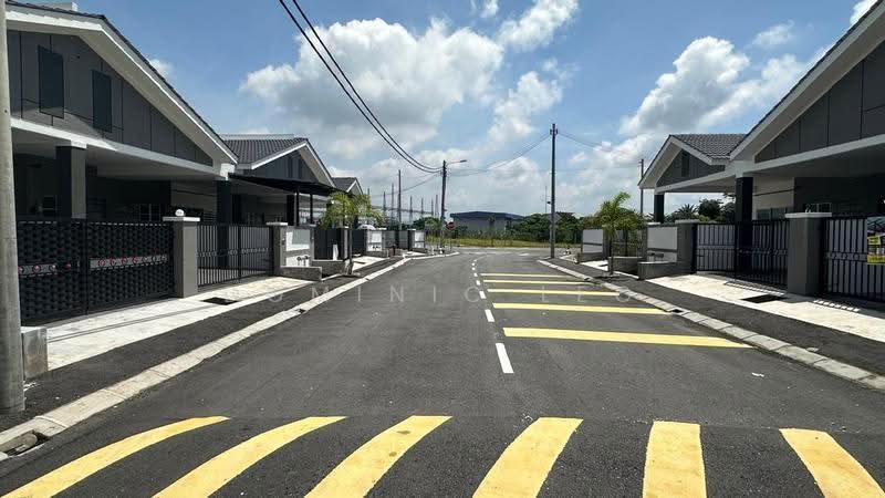 1-storey Terraced House for Rent in Lahat (Batu Gajah) - Dominic Leo - PropertyGuru.com.my