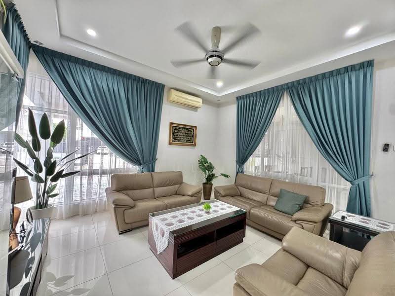 Semi-Detached House for Sale in Skudai (Johor) - Fakhrul Imlan - Living Room - PropertyGuru.com.my