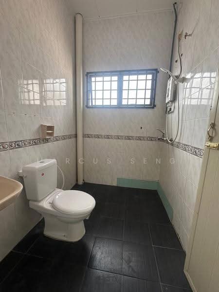 2-storey Terraced House for Sale in Taman Ampang Indah (Ipoh) - Marcus Seng - Bathroom - PropertyGuru.com.my