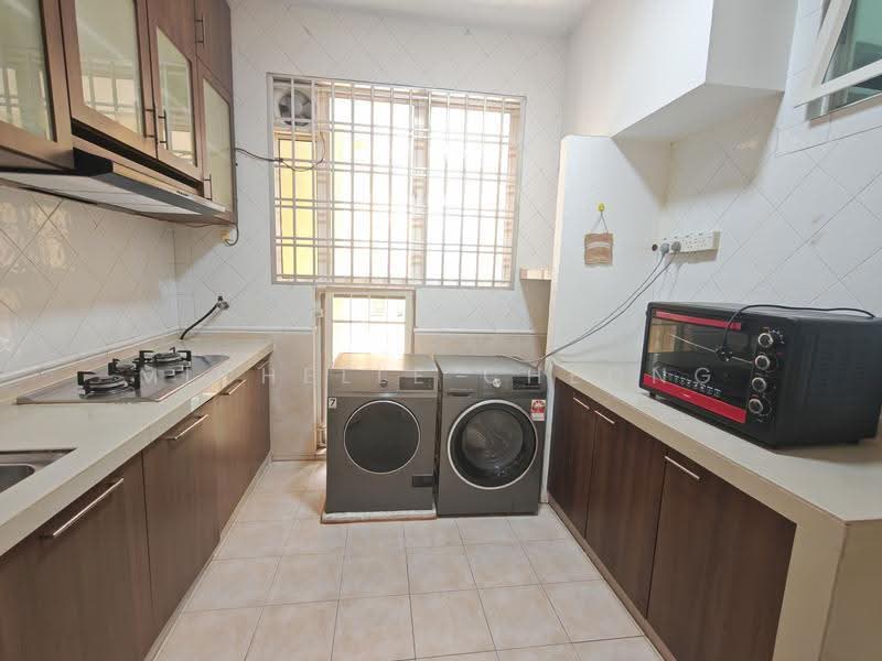 Kondominium untuk Dijual di La Grande Kiara - Michelle Cheong - Kitchen - PropertyGuru.com.my