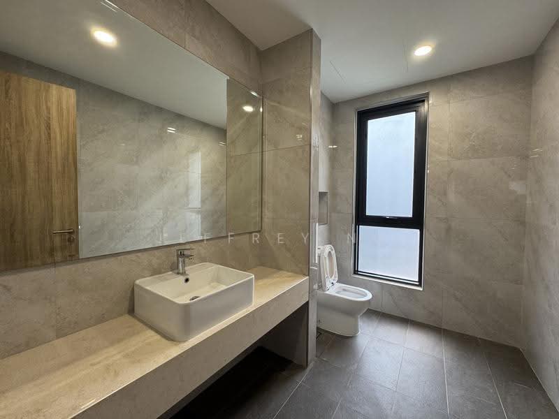 Bungalow House for Sale in Taman Tunku (Bukit Tunku (Kenny Hills)) - Jeffrey Ng - Bathroom - PropertyGuru.com.my