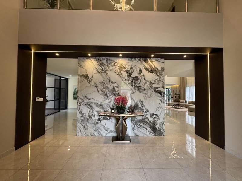Bungalow House for Sale in Taman Tunku (Bukit Tunku (Kenny Hills)) - Jeffrey Ng - Entrance - PropertyGuru.com.my