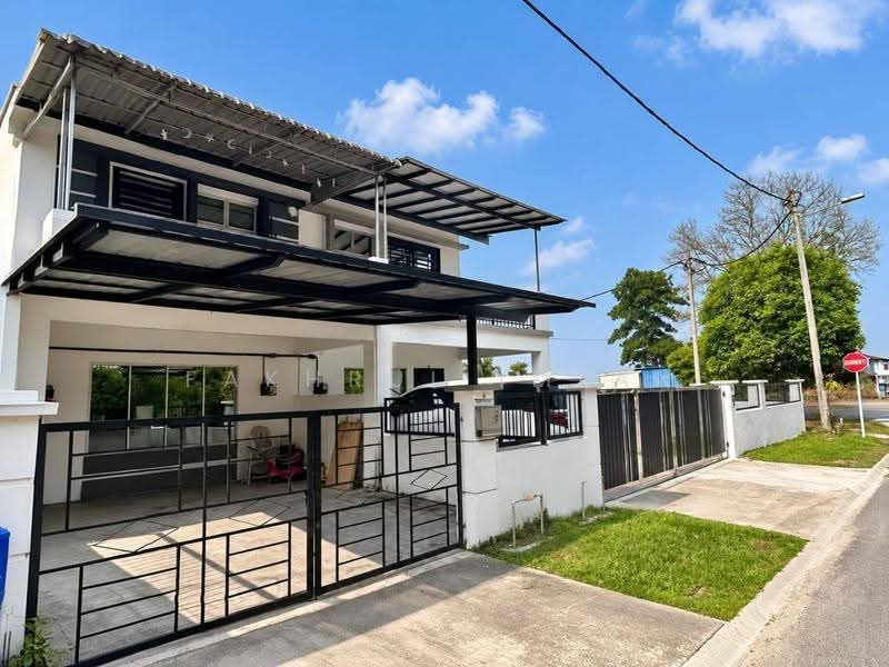 Rumah Teres 2-Tingkat untuk Dijual di Taman Scientex Pasir Gudang (Pasir Gudang) - Fakhrul Imlan - Exterior - PropertyGuru.com.my