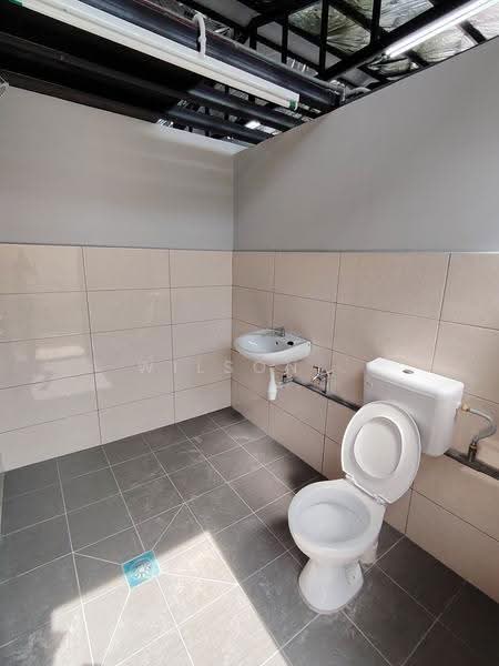 Gudang untuk Disewa di Ampang Jaya (Ampang) - Wilson . - Bathroom - PropertyGuru.com.my