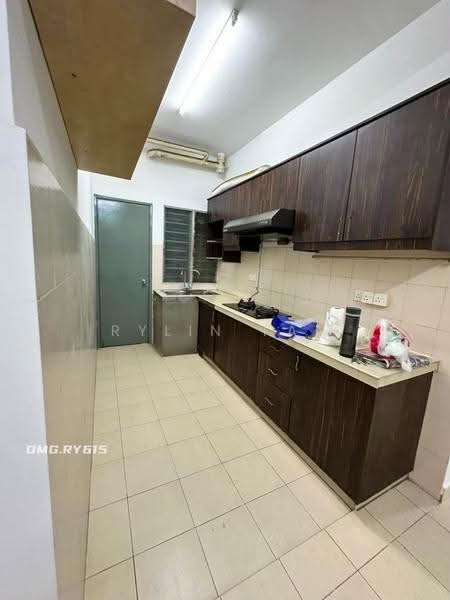 Pangsapuri untuk Dijual di Pangsapuri Kasuarina - Rylin Tan - Kitchen - PropertyGuru.com.my