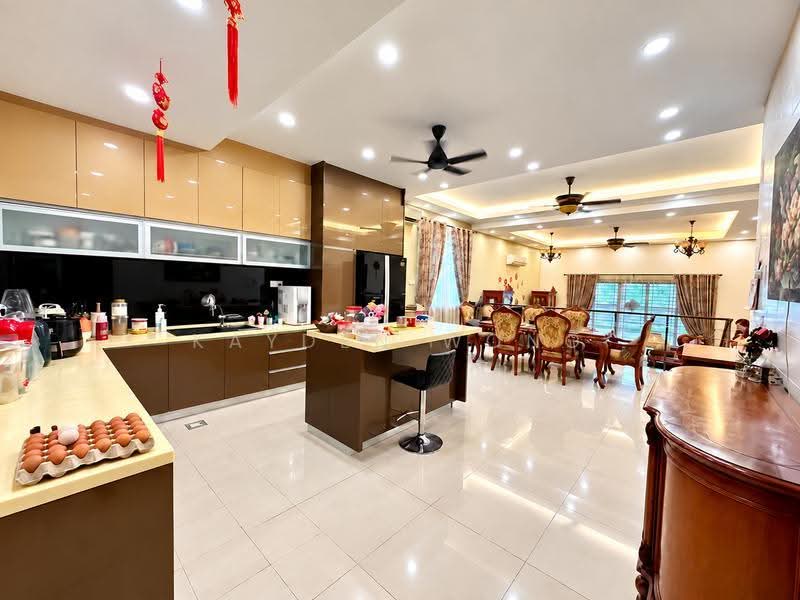 Rumah Teres 3-Tingkat untuk Dijual di Kinrara Residence (Puchong) - Kayden Wong - Kitchen - PropertyGuru.com.my