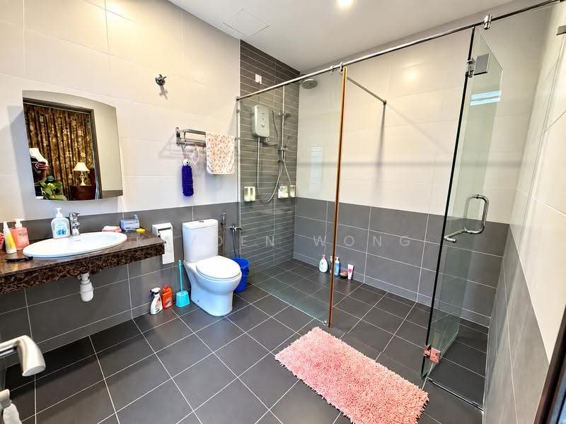 Rumah Teres 3-Tingkat untuk Dijual di Kinrara Residence (Puchong) - Kayden Wong - Bathroom - PropertyGuru.com.my