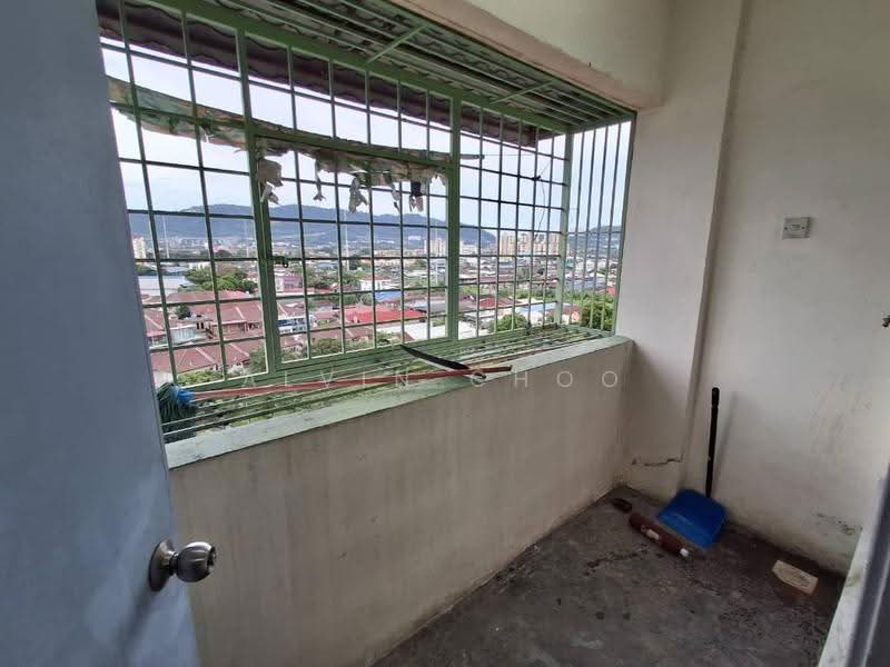 Flat for Sale at Pandan Ria (Block D) - Alvin Choo - Balcony - PropertyGuru.com.my