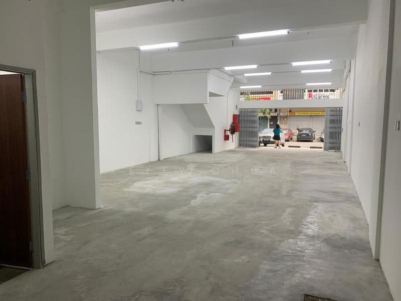 Shop for Rent in Sungai Besi (Kuala Lumpur) - Kelly Chua - Exterior - PropertyGuru.com.my