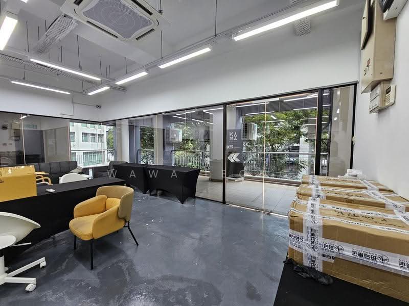 Retail Space for Sale in Damansara Perdana (Selangor) - Wawa Leong - Living Room - PropertyGuru.com.my
