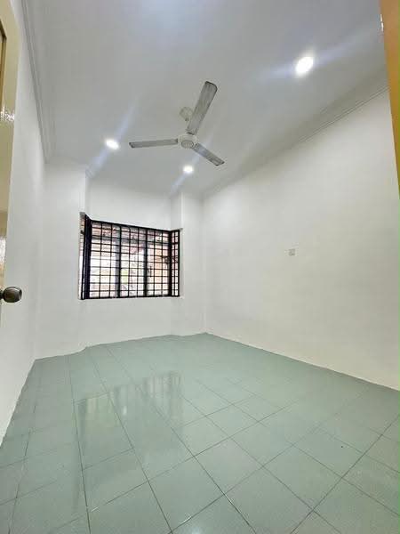 1-storey Terraced House for Sale in Taman Desa (Kulai) - Jesy Tey - Interior - PropertyGuru.com.my