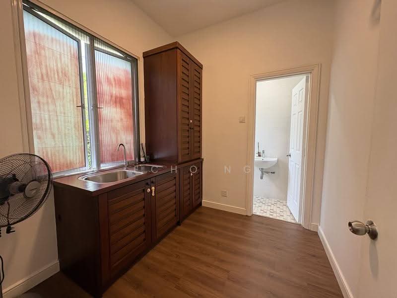 Pangsapuri untuk Dijual di Adiva Courtyard - Echo Ng - Bathroom - PropertyGuru.com.my