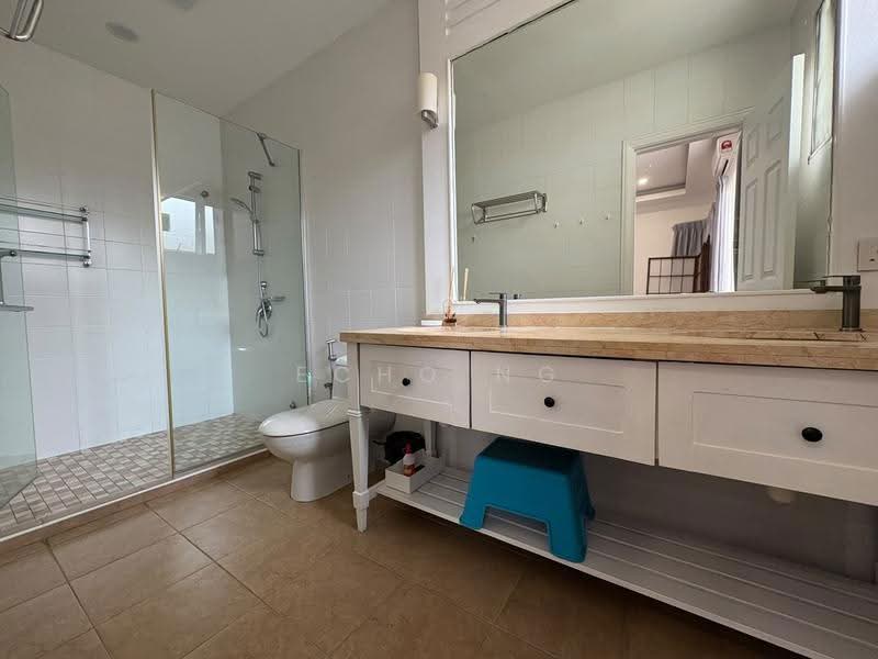 Pangsapuri untuk Dijual di Adiva Courtyard - Echo Ng - Bathroom - PropertyGuru.com.my