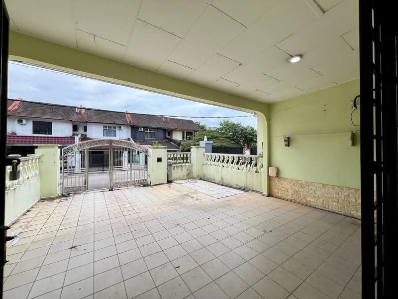 2-storey Terraced House for Sale in Taman Desa Jaya (Johor Bahru) - Andrew Teo - Exterior - PropertyGuru.com.my