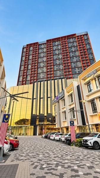 Service Residence for Sale at Piccadilly - Steven . - Exterior - PropertyGuru.com.my