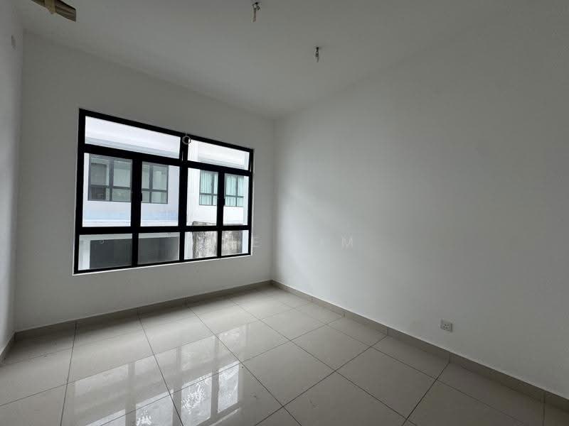 Semi-Detached House for Sale in Bandar Putra Kulai (Kulai) - Zoe Lim - Interior - PropertyGuru.com.my