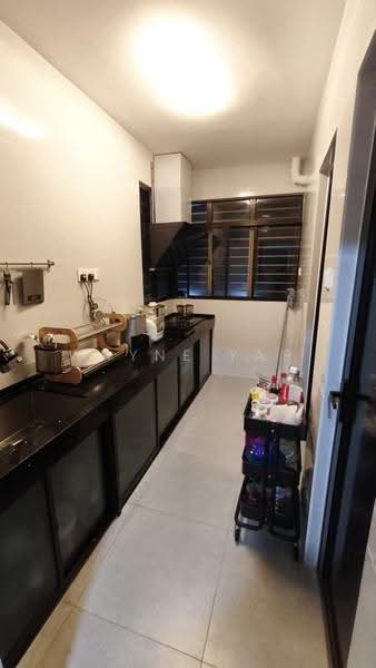 Condominium for Sale at Laman Tasik - Wayne Yap - Kitchen - PropertyGuru.com.my