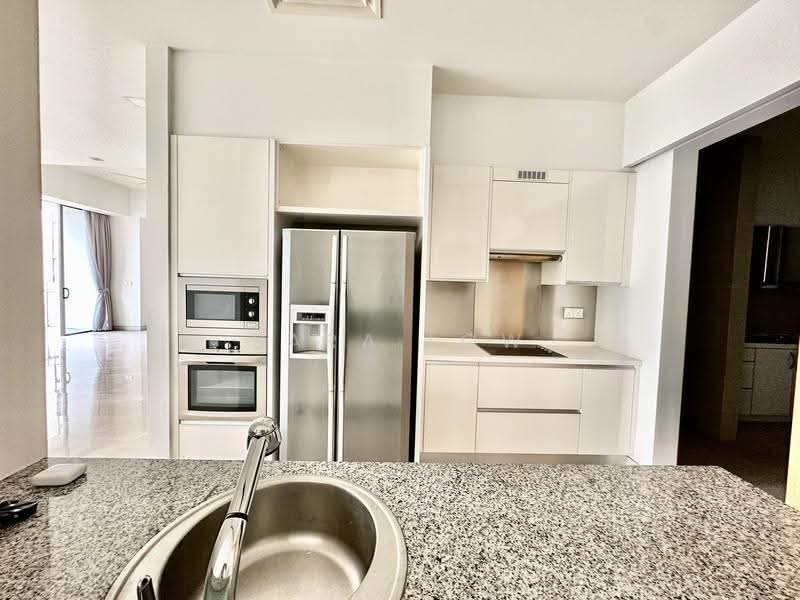 Kediaman Servis untuk Dijual di Suria Stonor - Sara Low - Kitchen - PropertyGuru.com.my