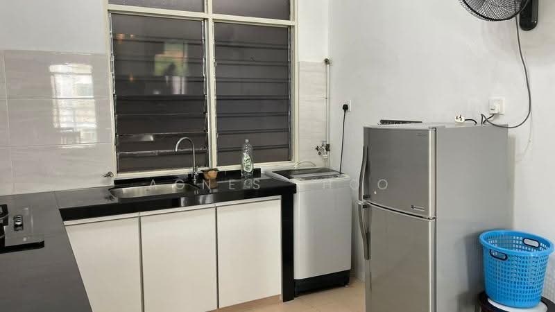 Condominium for Sale at Logan Ville - Agnes Khoo - Kitchen - PropertyGuru.com.my