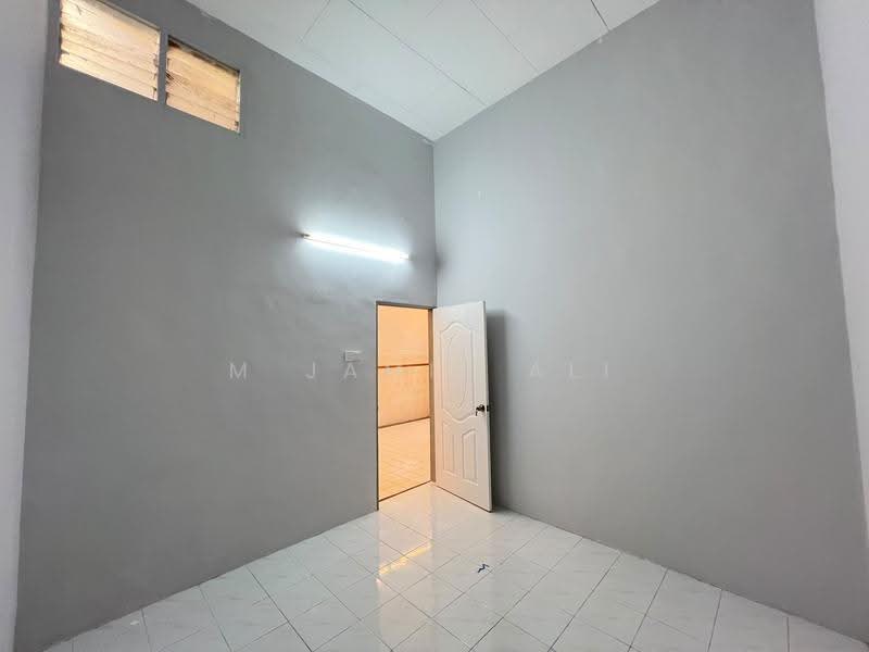 Rumah Teres 1-Tingkat untuk Dijual di Taman Ria (Muar) - M Jamil Ali - PropertyGuru.com.my