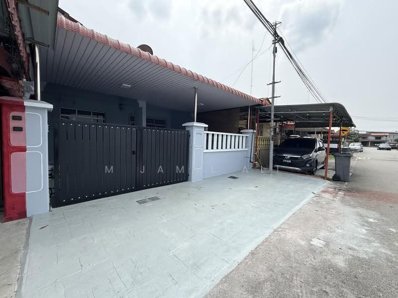 Rumah Teres 1-Tingkat untuk Dijual di Taman Ria (Muar) - M Jamil Ali - Exterior - PropertyGuru.com.my