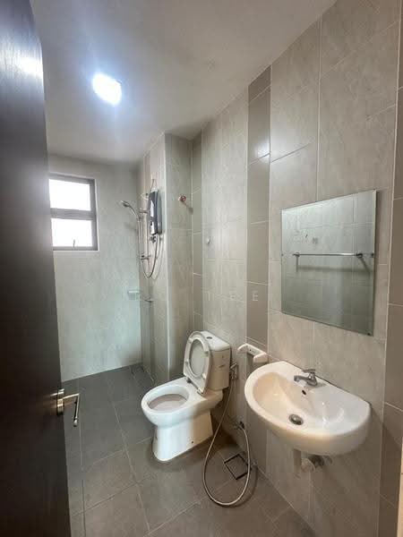 Service Residence for Sale at Sky Breeze Service Apartment - RQ Tee - PropertyGuru.com.my