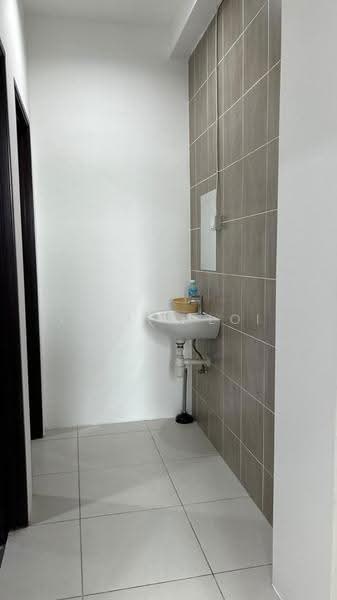 Apartment for Sale at Stutong Tiarra - Leslie Loi - Bathroom - PropertyGuru.com.my
