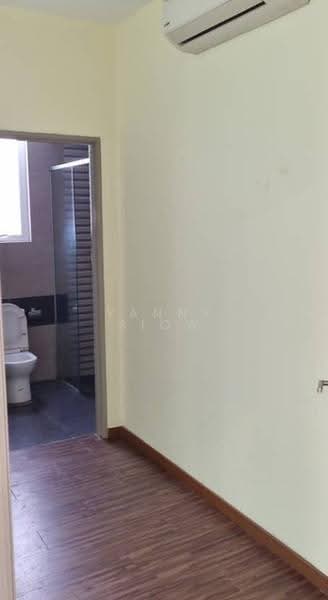Kediaman Servis untuk Dijual di The Loft @ ZetaPark - Yanny Siow - Bathroom - PropertyGuru.com.my