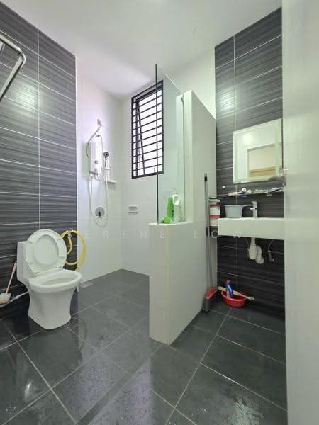 Cluster House for Sale in Bukit Indah (Iskandar Puteri (Nusajaya)) - Serene Low - Bathroom - PropertyGuru.com.my