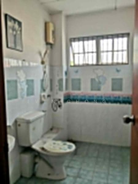 Semi-Detached House for Sale in Hulu Semenyih (Selangor) - Even Chong - Bathroom - PropertyGuru.com.my