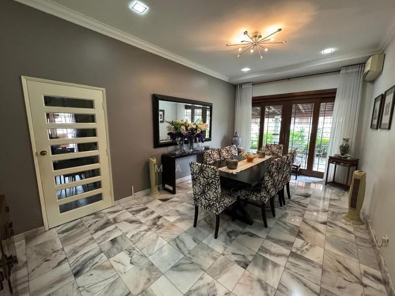 Rumah Banglo untuk Dijual di Bukit Rahman Putra (Sungai Buloh) - Max . - Dining Room - PropertyGuru.com.my