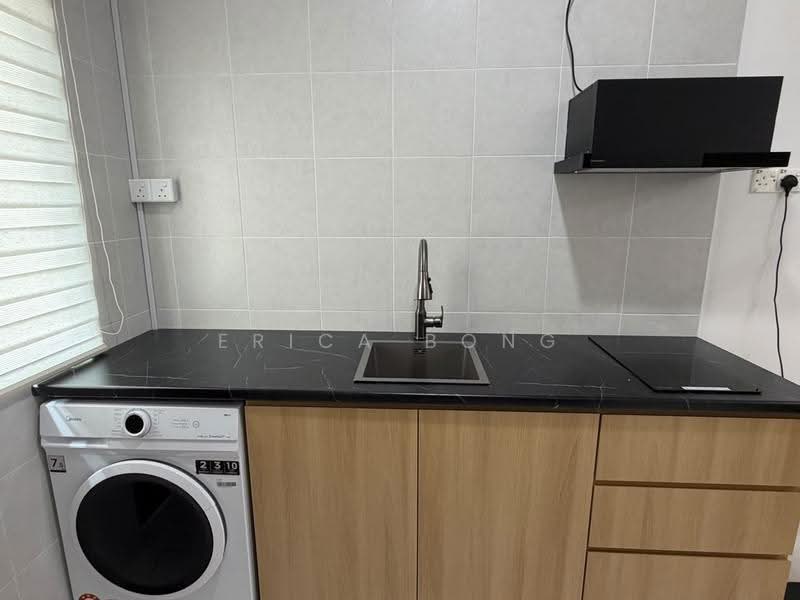 Rumah Bandar untuk Disewa di Kuching (Sarawak) - Erica Bong - Kitchen - PropertyGuru.com.my