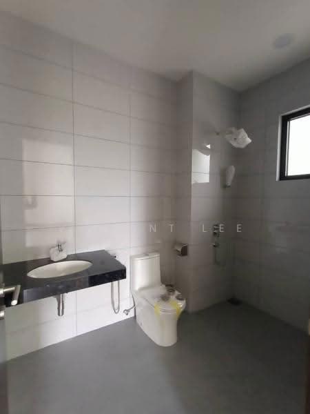 Bungalow House for Sale in Setia Ecohill (Semenyih) - Vincent Lee - Bathroom - PropertyGuru.com.my