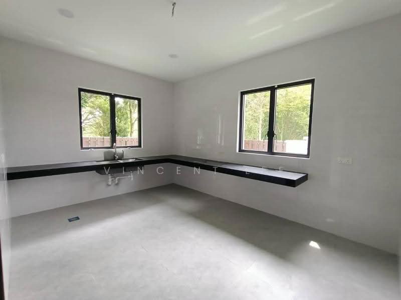 Bungalow House for Sale in Setia Ecohill (Semenyih) - Vincent Lee - Kitchen - PropertyGuru.com.my