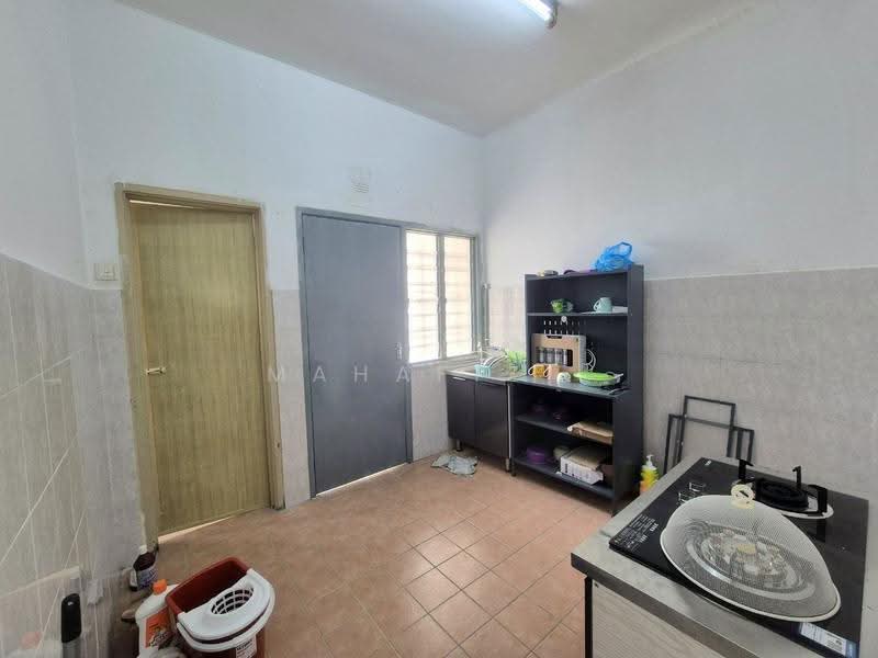 2-storey Terraced House for Sale in Sungai Buloh (Selangor) - Mahafiz . - Kitchen - PropertyGuru.com.my