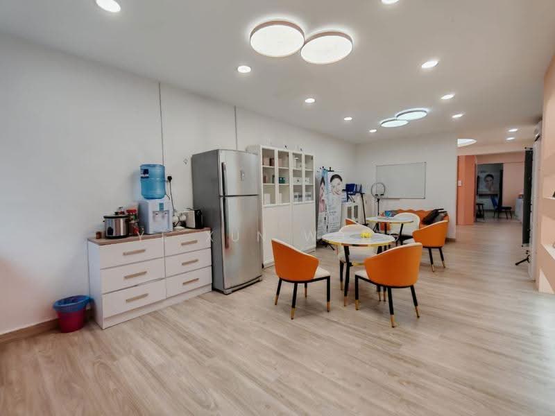 Kedai untuk Disewa di Taman Pelangi (Johor Bahru) - Ye Xun Wong - Living Room - PropertyGuru.com.my
